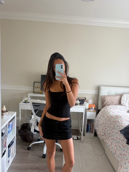 Brandy Melville Dresses & Skirts - Brandy Melville low rise black skirt